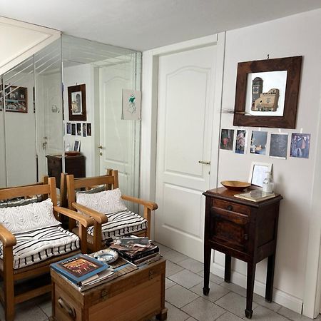 Martucci 83 Bed & Breakfast Napoli Bagian luar foto