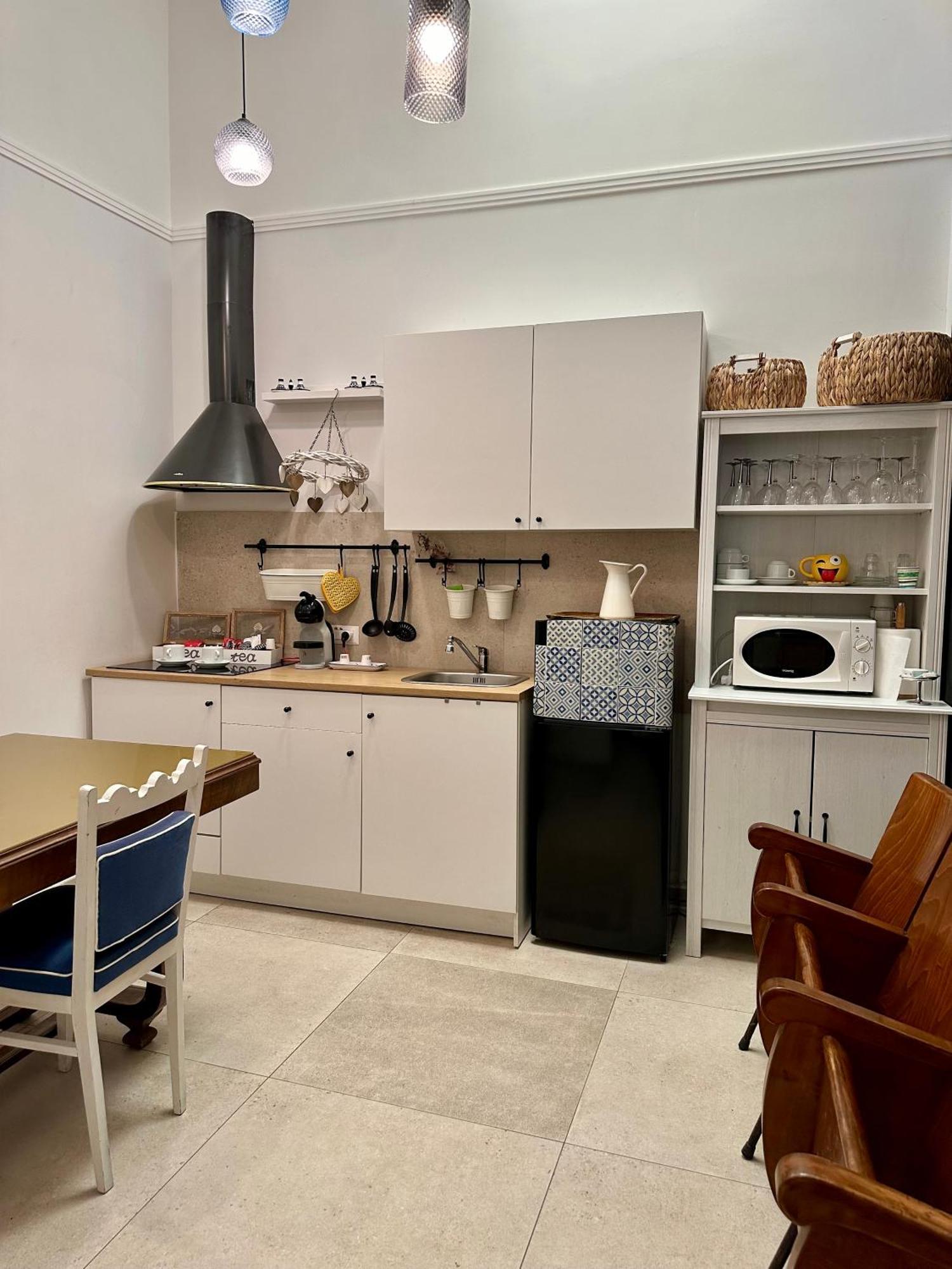 Martucci 83 Bed & Breakfast Napoli Bagian luar foto
